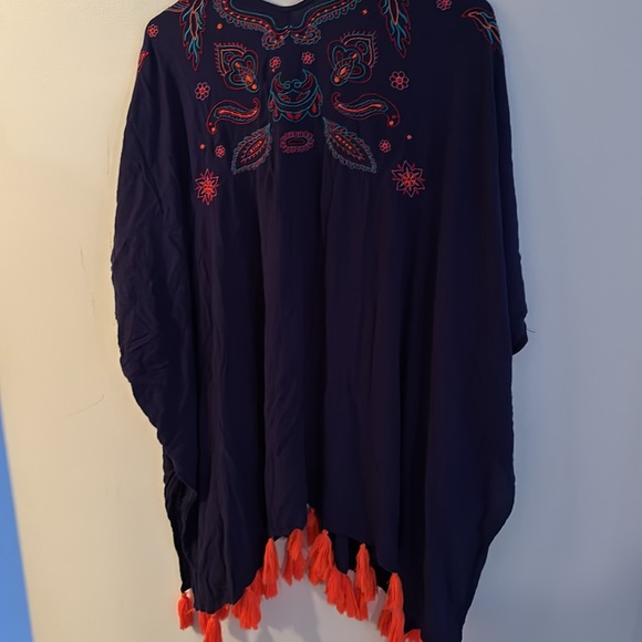 Boho bathing suit cover-up with pom-poms - Picture 5 of 5